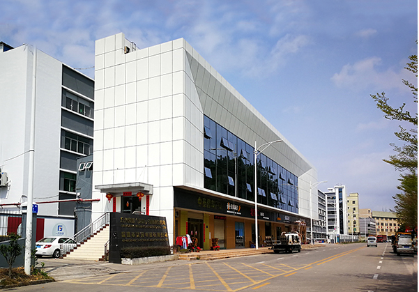 阳新住宅公寓幕墙修缮